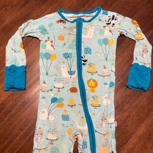 Flash Sale !!! Blue Party Animal Little Sleepies